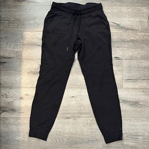 lululemon athletica Black Track Pants Joggers Jogger Yoga drawstring 6 small